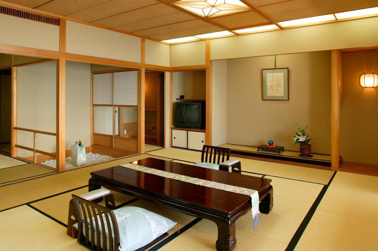 Tadaya Hotel Nanao Exterior photo